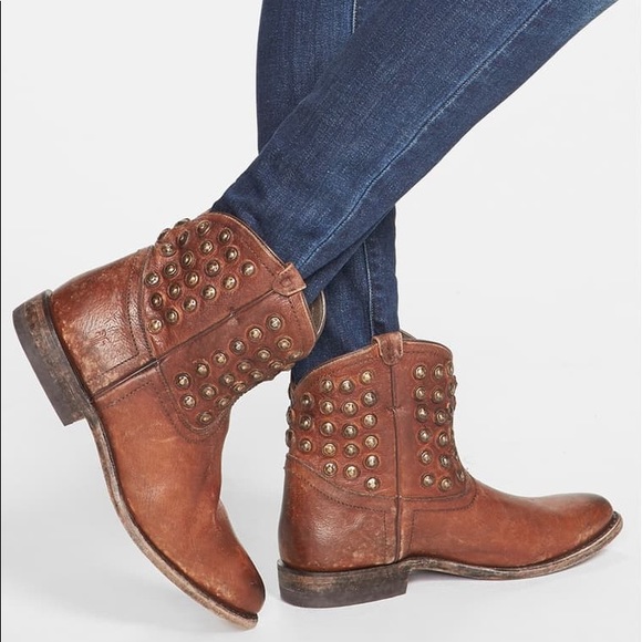 Frye Shoes - Frye Wyatt Disc Short Boot Cognac Women’s Size 11